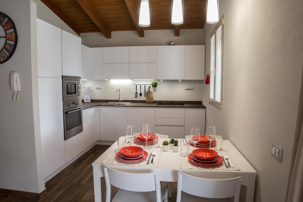 הוילה קסטיאדס La Casa Dell Olivo מראה חיצוני תמונה